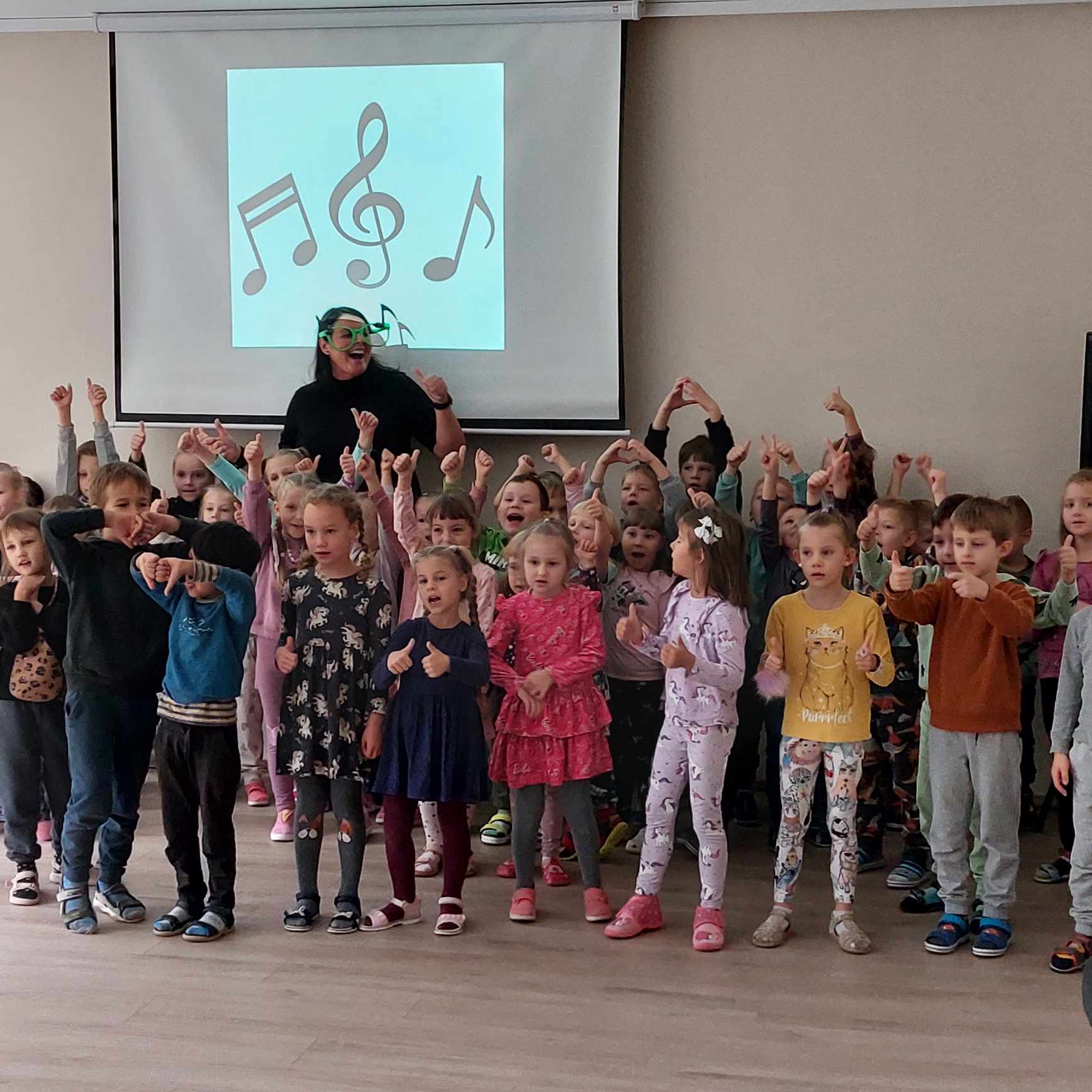 Read more about the article Muzikiniai užsiėmimai, skirti Pasaulinei muzikos dienai paminėti